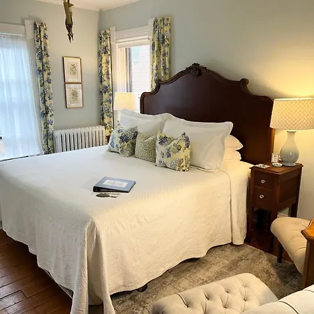 Lamberson Guest House
