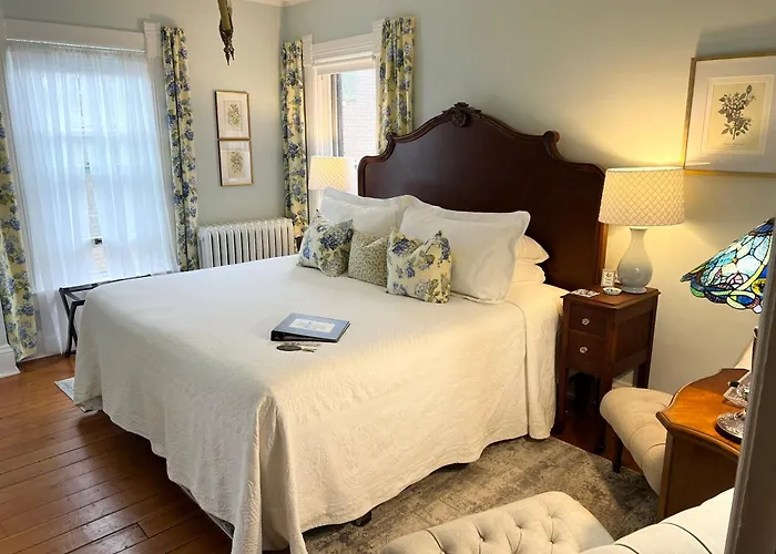 Bed & Breakfast Lamberson 4*