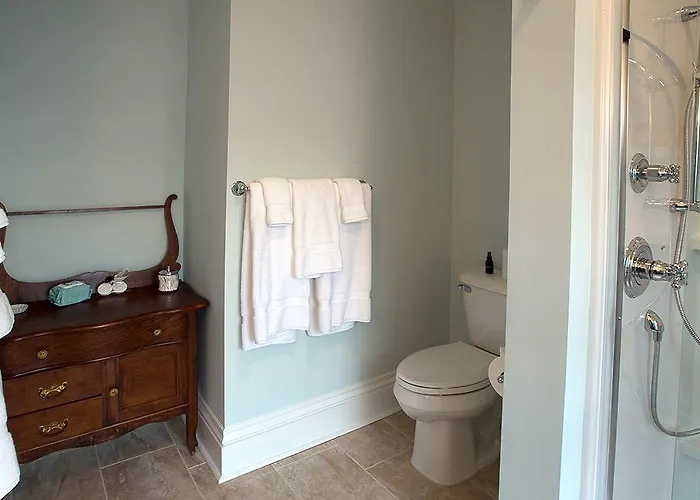Lamberson Bed & Breakfast